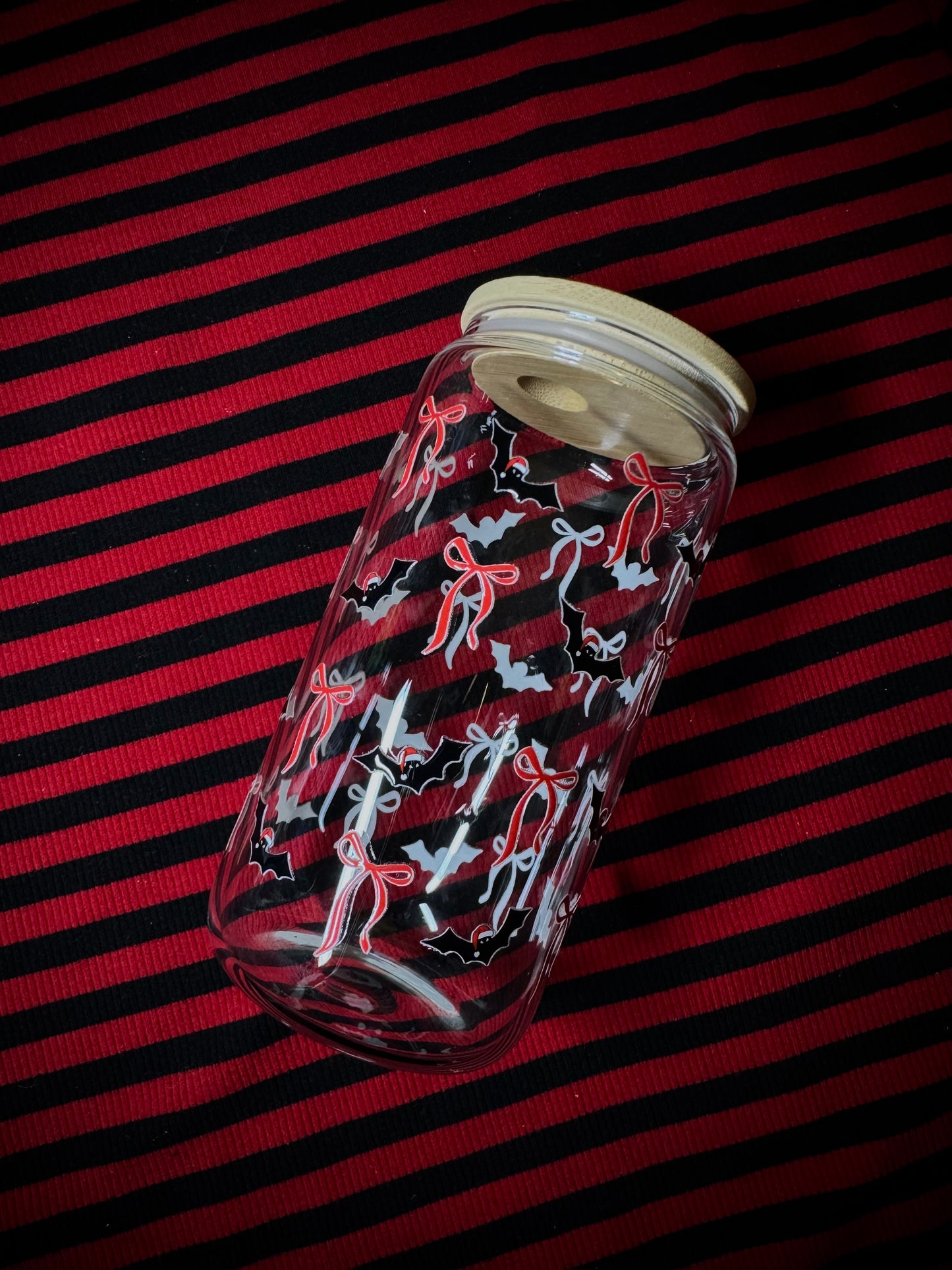 Santa Bats & Bows Glass Can