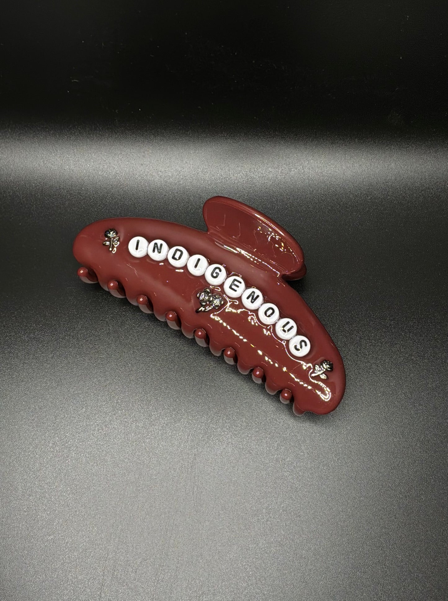 Indigenous Claw clip
