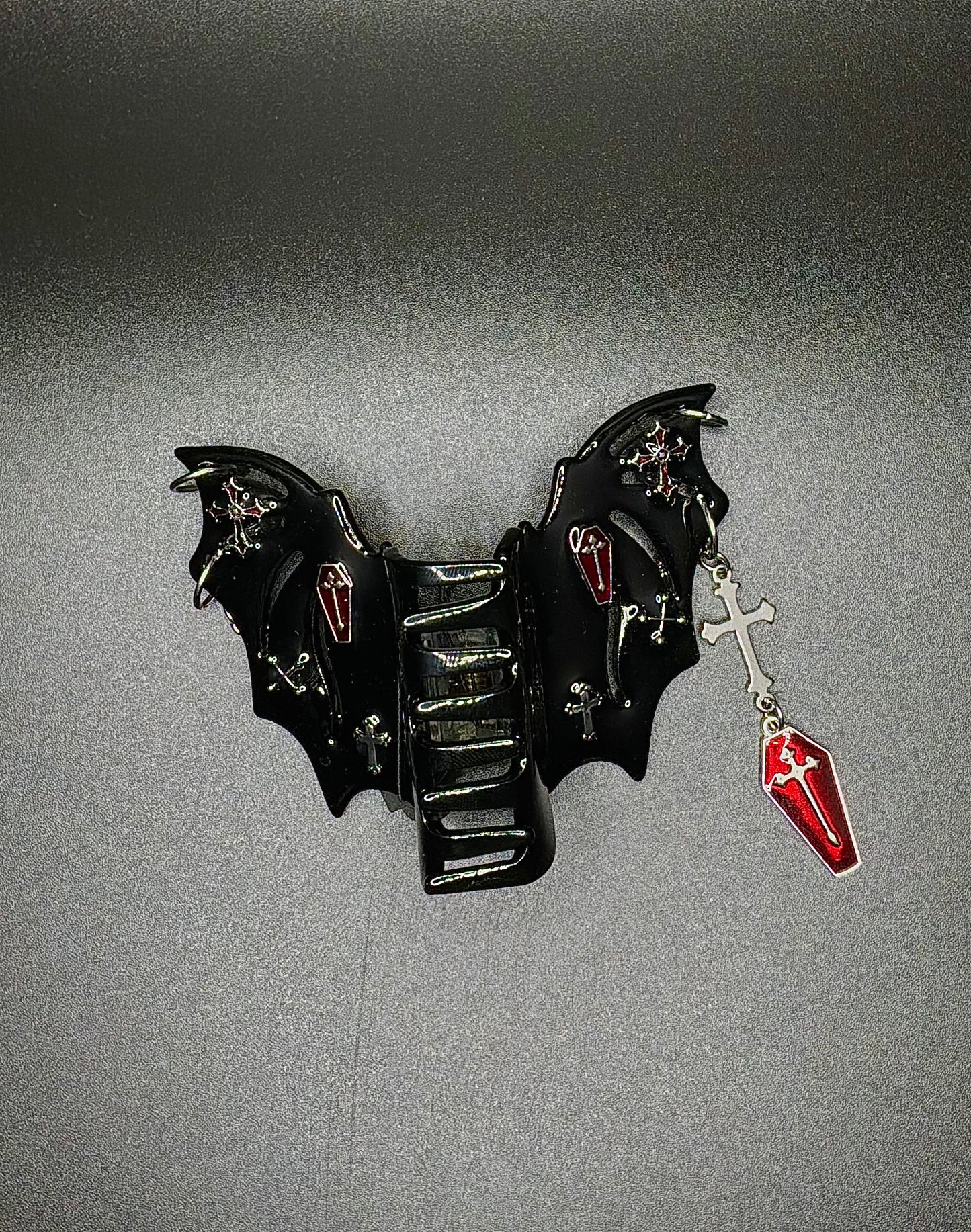 Bat Claw clip Red Coffin